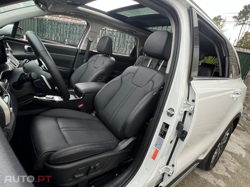 Kia Sorento 1.6 T-GDI PHEV Concept+SRF