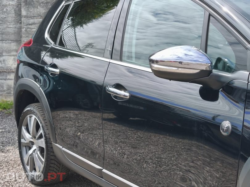 Peugeot 2008 1.2 PureTech Allure EAT6