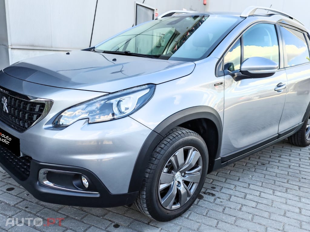 Peugeot 2008 1.2 PureTech Style