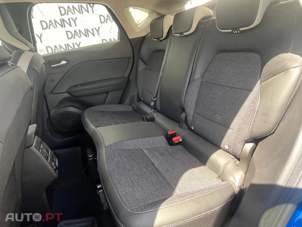 Renault Captur TCe 100 INTENS