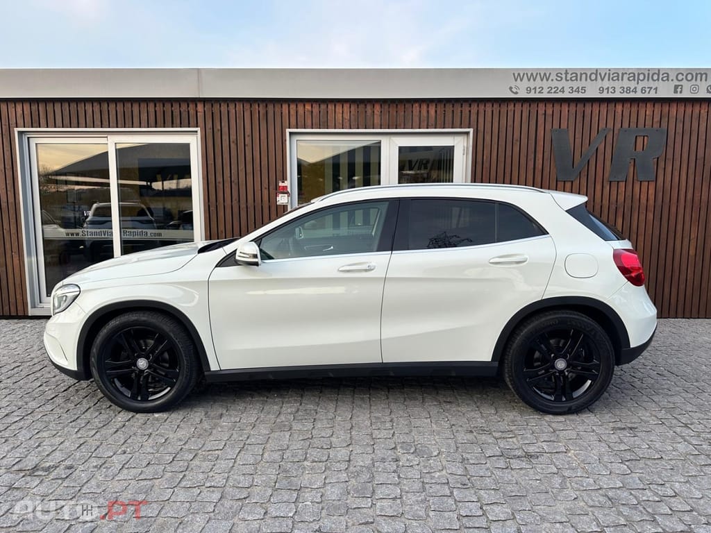 Mercedes-Benz GLA 220 CDI 4Matic 7G-DCT Urban