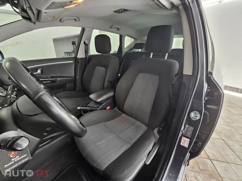 Kia Ceed SW 1.4 CVVT EX ISG