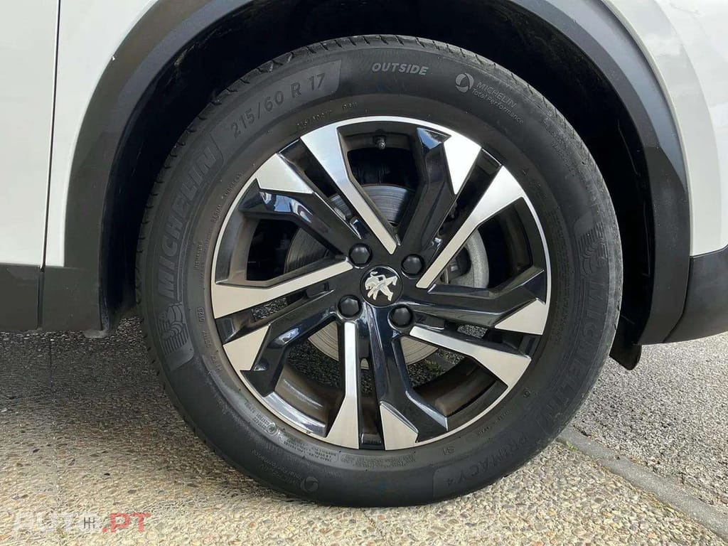 Peugeot 2008 1.2 PureTech Allure