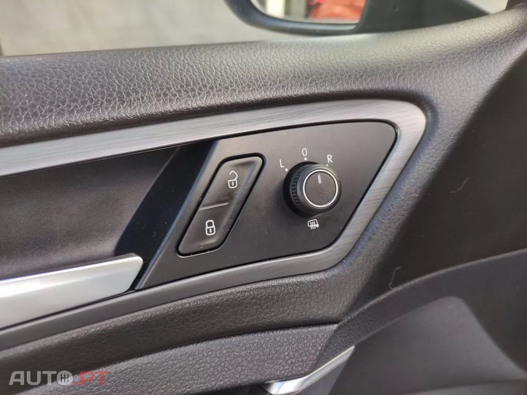 Volkswagen Golf 1.0 TSI