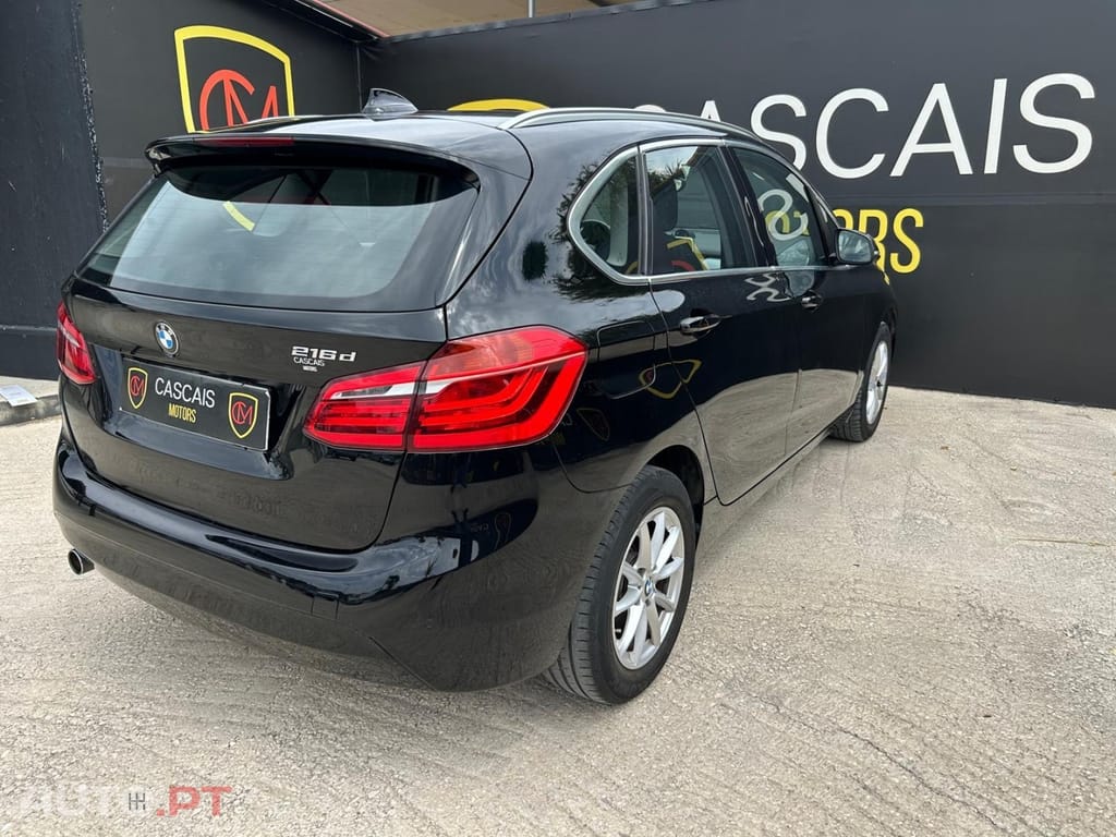 BMW 216 d Auto