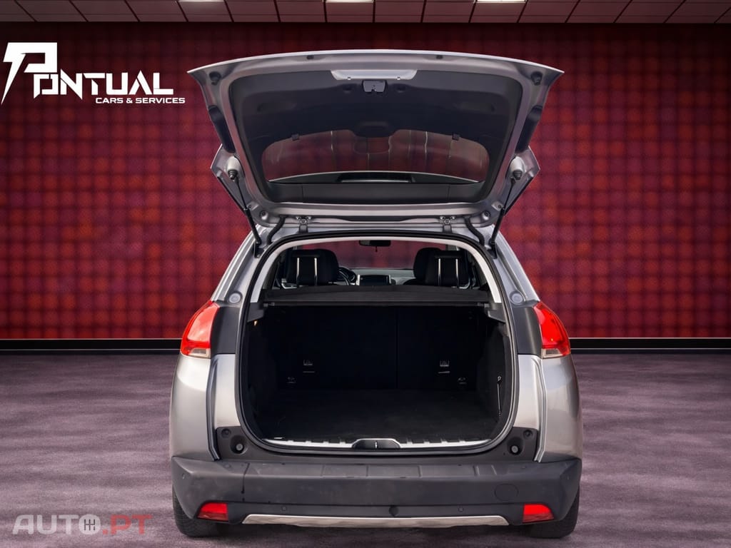 Peugeot 2008 1.2 PureTech Allure