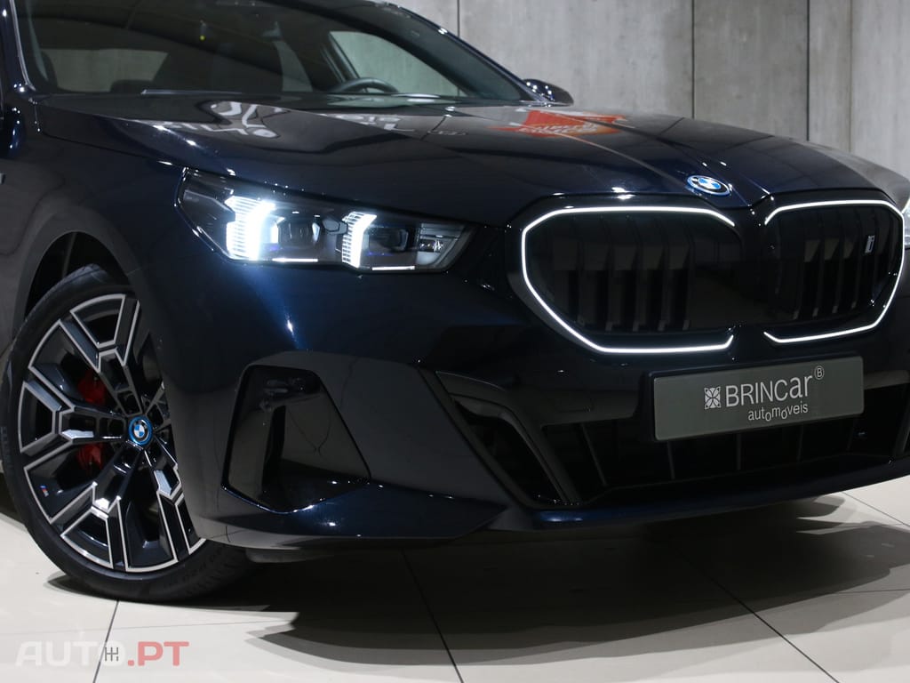 BMW i5 eDrive40 Pack Desportivo M Pro