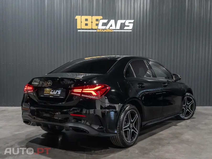 Mercedes-Benz A 250 e 8G-DCT AMG Line
