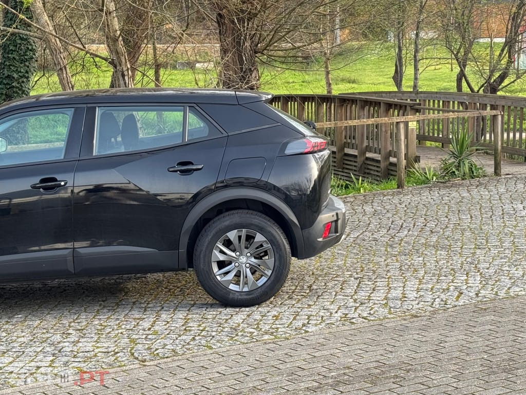 Peugeot 2008 1.2 PureTech Allure Pack EAT8