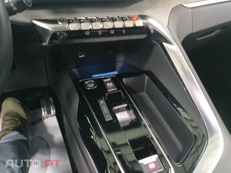 Peugeot 3008 1.6 Hybrid GT Pack e-EAT8