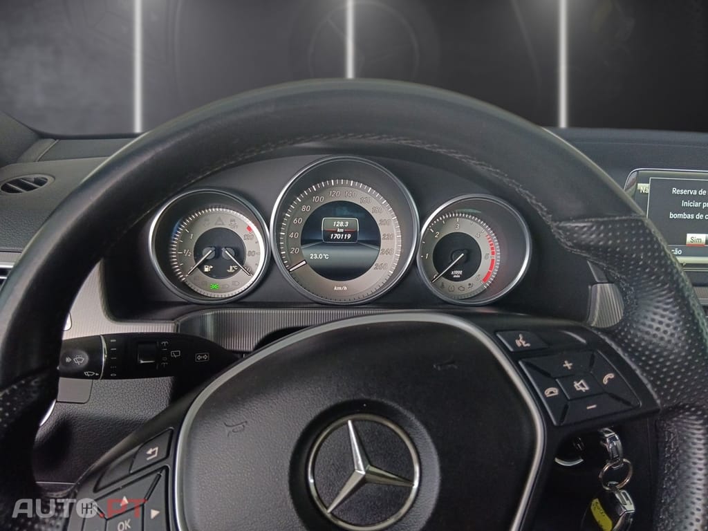 Mercedes-Benz E 200 CDI