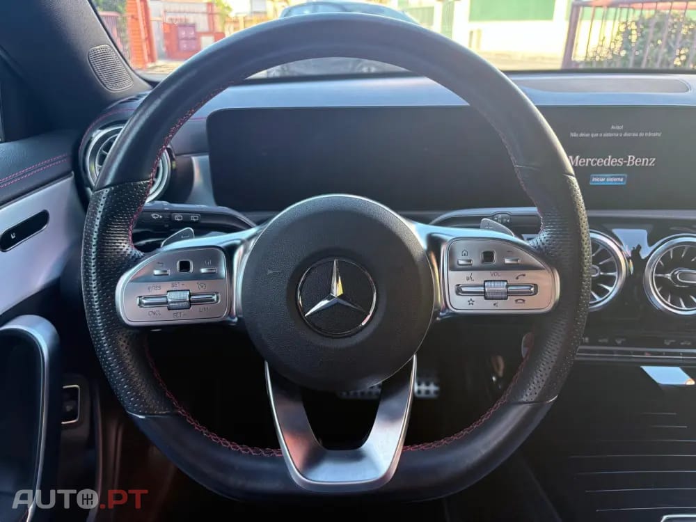 Mercedes-Benz CLA 200 d Shooting Brake AMG Line Aut.