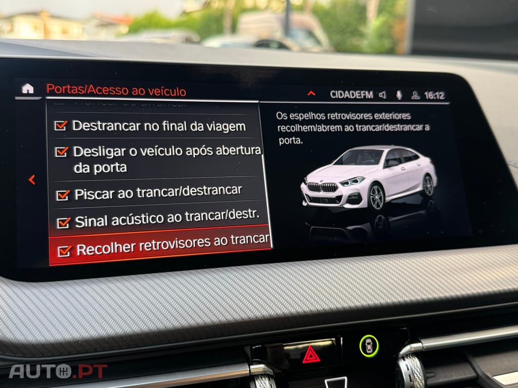 BMW 218 d Pack Desportivo M