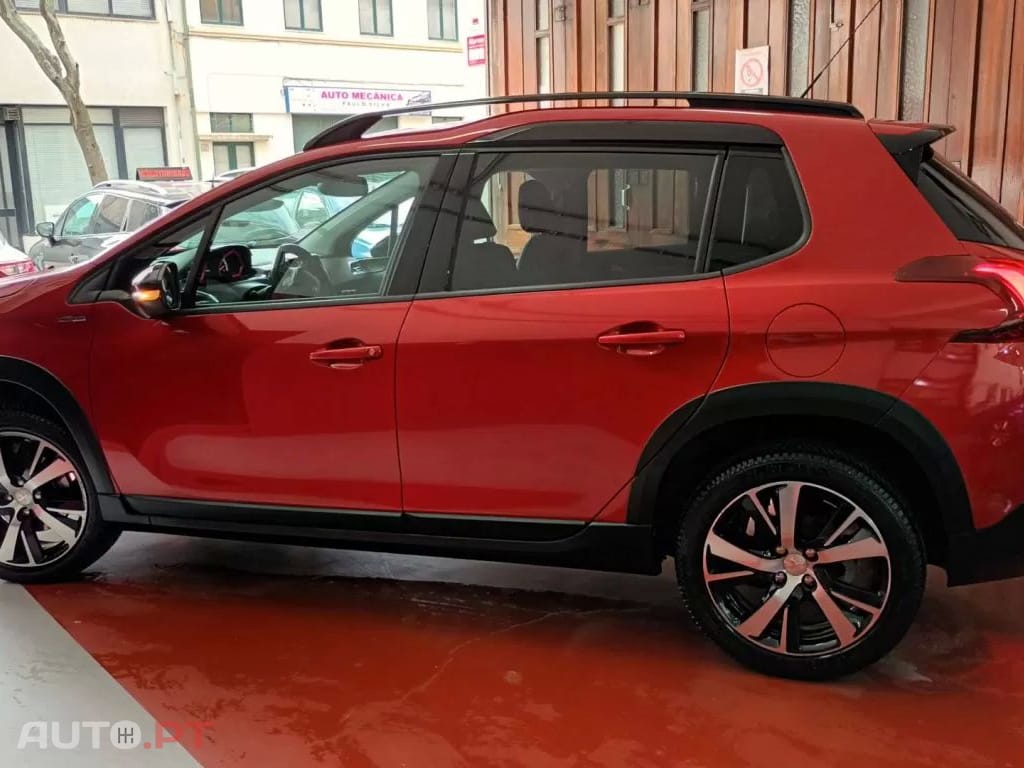 Peugeot 2008 1.2 PureTech GT Line