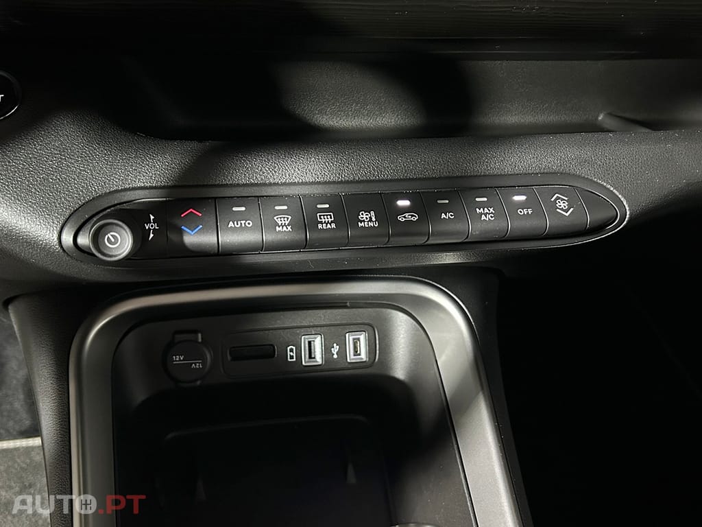 Jeep Avenger 1.2 GSE T3 Summit