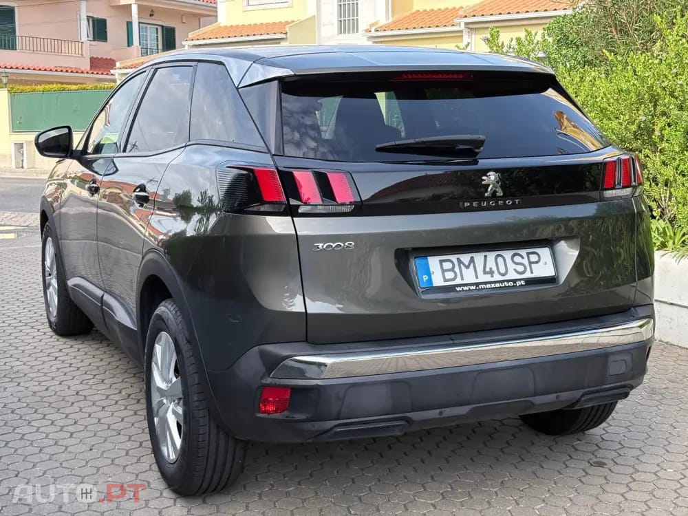 Peugeot 3008 1.2 PureTech Allure EAT8