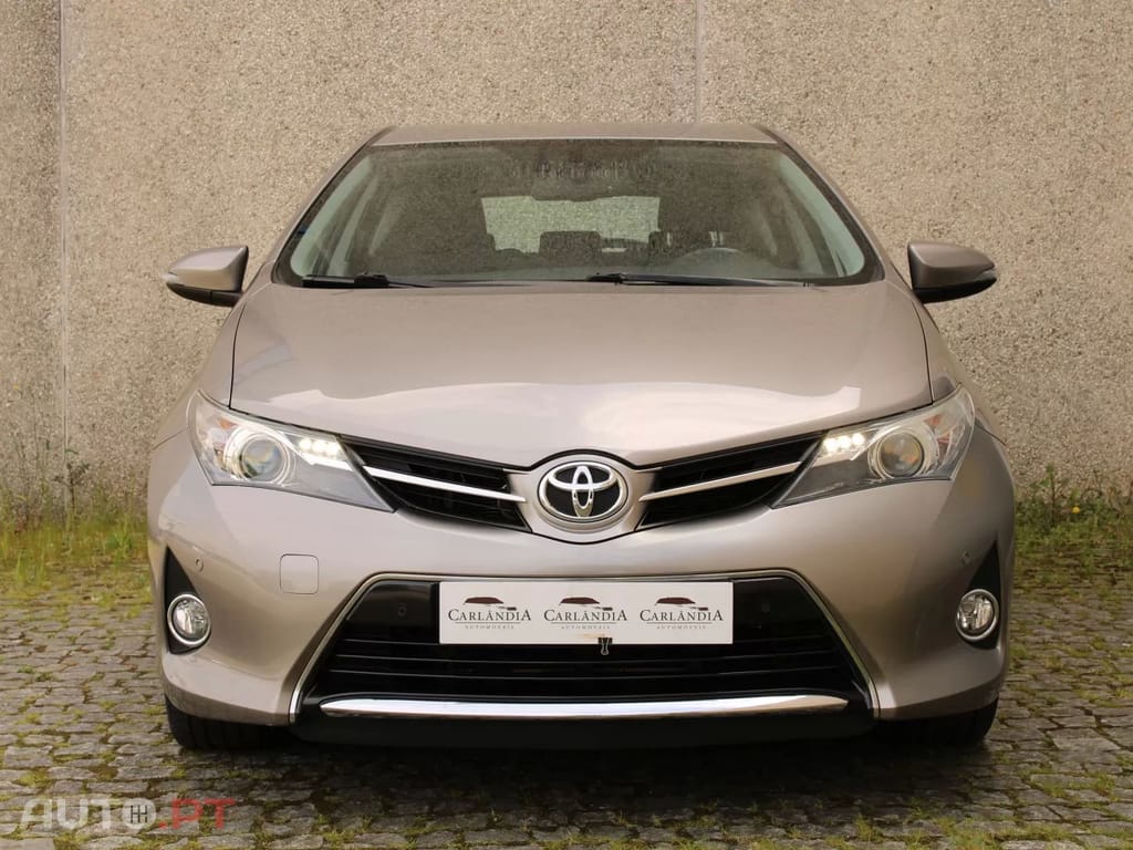 Toyota Auris 1.4 D-4D Exclusive+Navi