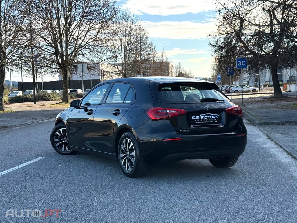 Mercedes-Benz A 180 d 8G-DCT Progressive