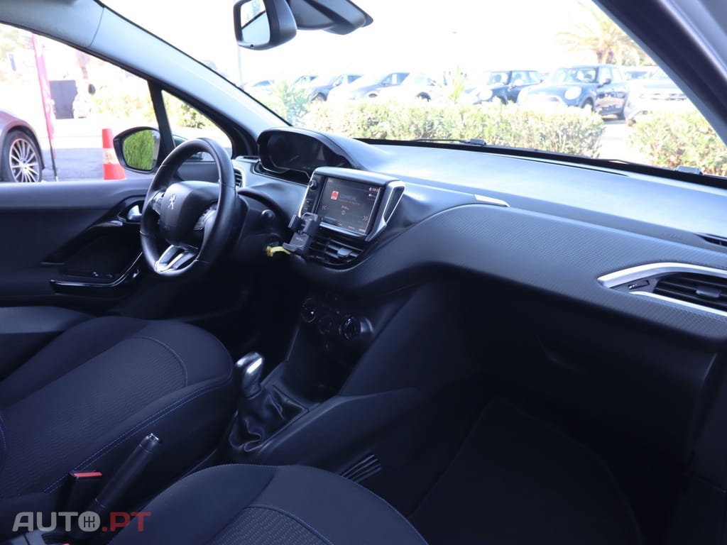 Peugeot 208 1.2 PureTech Style