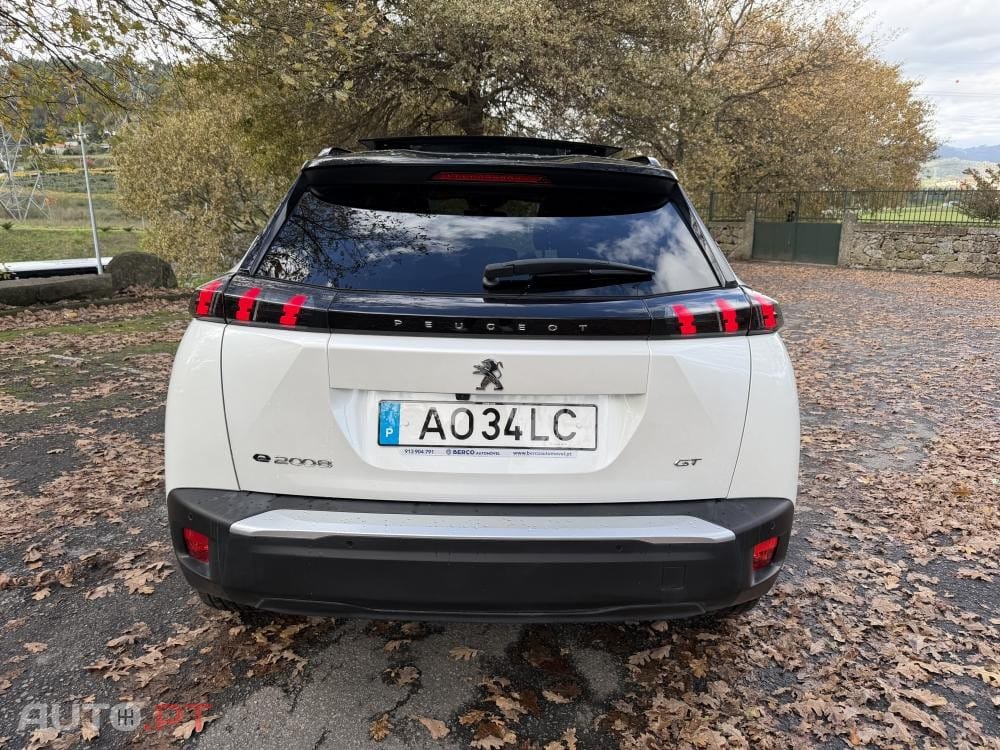 Peugeot E-2008 50 kWh GT Pack