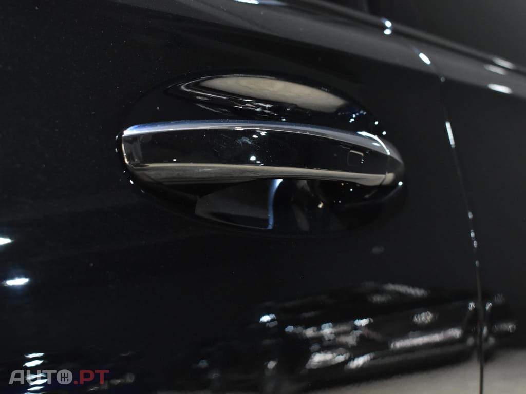 Mercedes-Benz A 250 e AMG Line 8G-DCT AMG Line