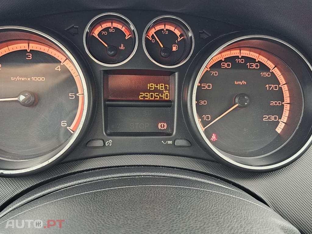 Peugeot 308 1.6 e-HDi Access CVM6