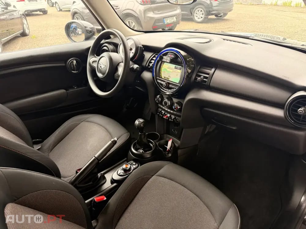 MINI Cooper One D — fotografia 10