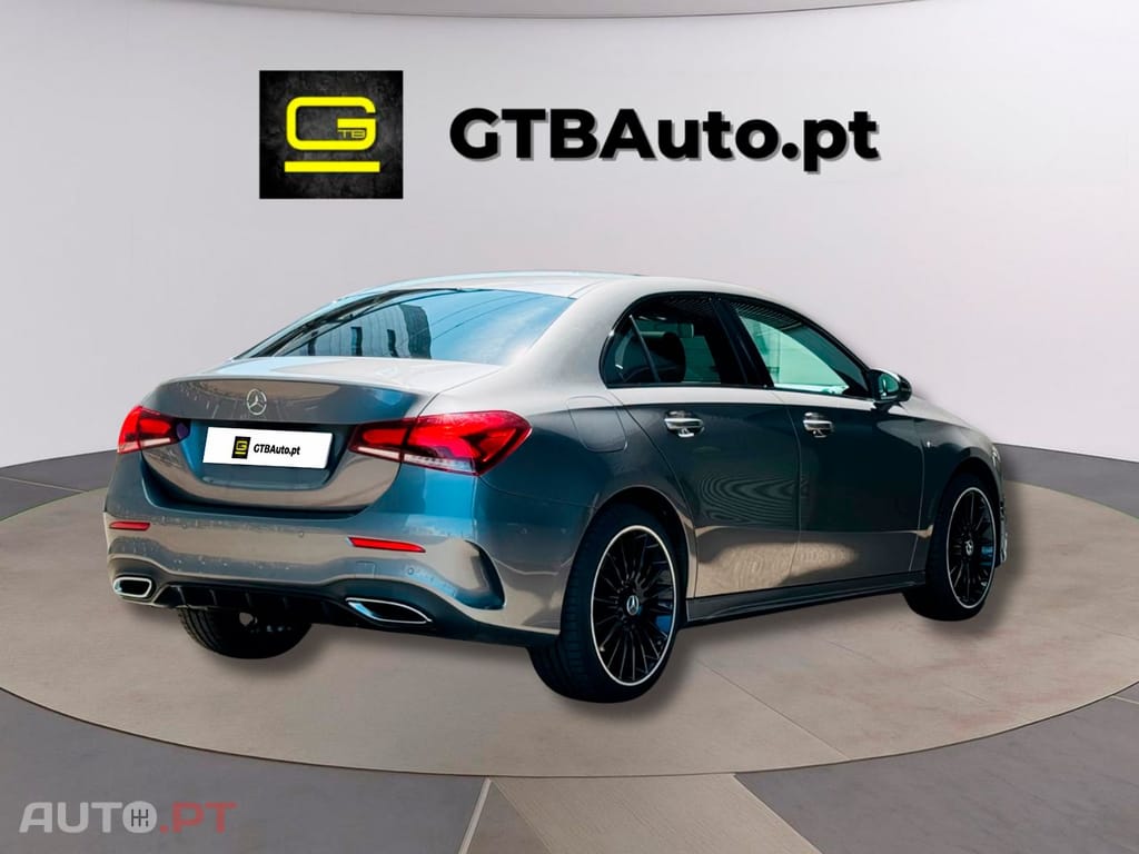 Mercedes-Benz A 250 I.V.A DEDUTIVEL AMG