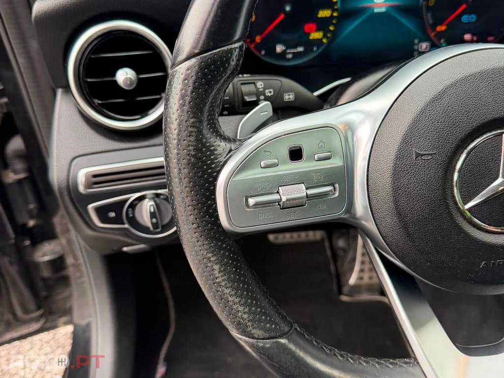 Mercedes-Benz C 300 de AMG Line