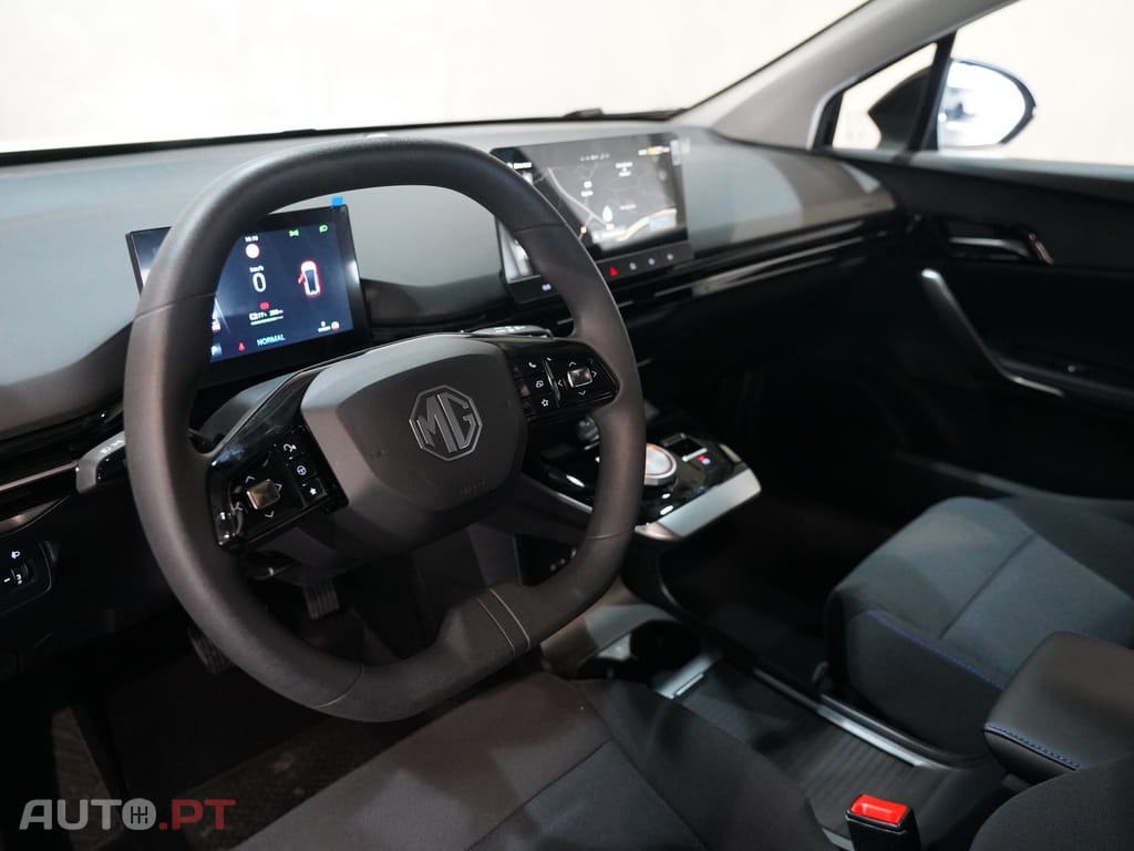 MG MG4 51 kWh Standard