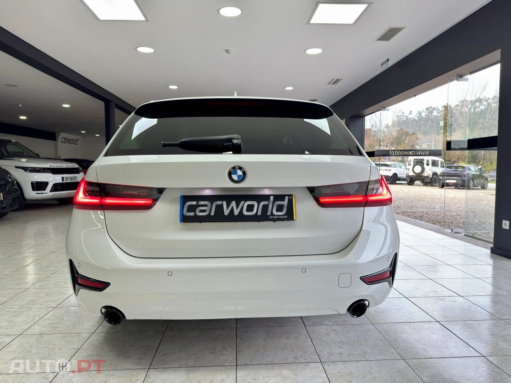 BMW 330 e Touring Corporate Edition Auto