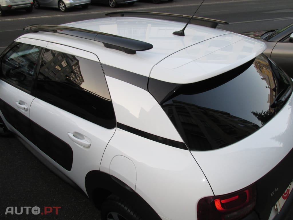 Citroen C4 Cactus 1.2 PureTech Shine