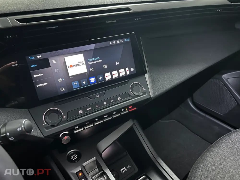 Peugeot 308 1.2 Hybrid Style e-DCS6