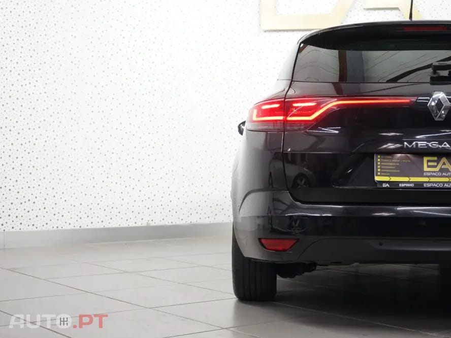 Renault Mégane Sport Tourer 1.3 TCe Limited EDC