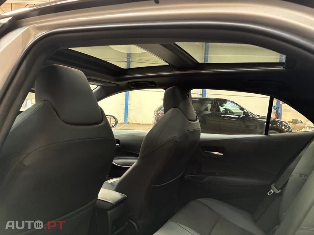 Toyota Corolla 1.8 Hybrid GR-Sport