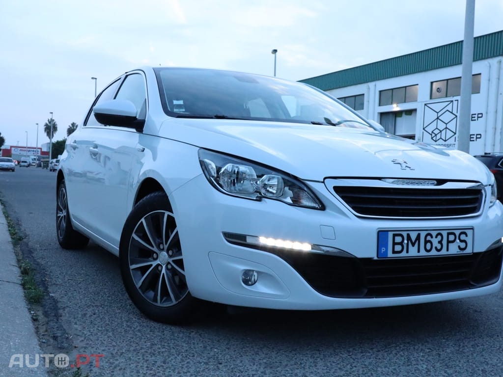 Peugeot 308 1.2 PureTech Style