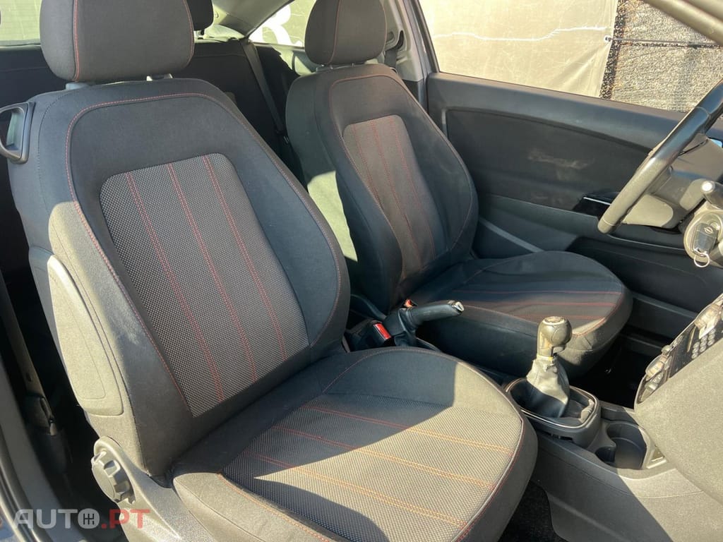 Opel Corsa 1.2 Black Edition