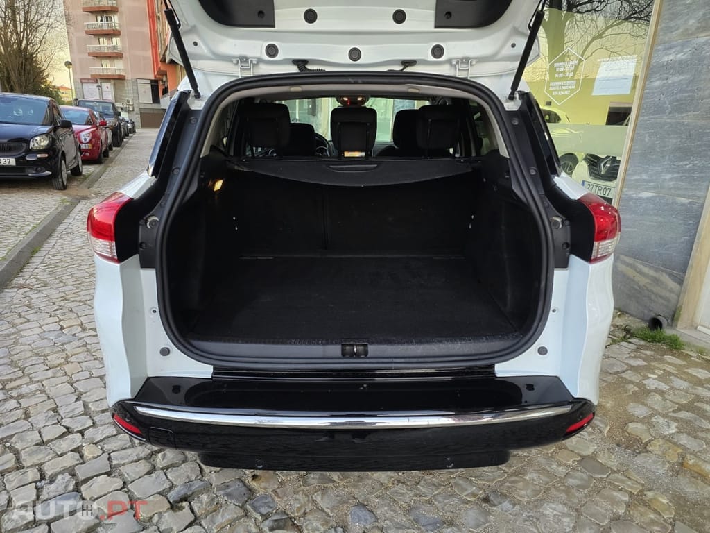 Renault Clio Sport Tourer 0.9 TCe Limited