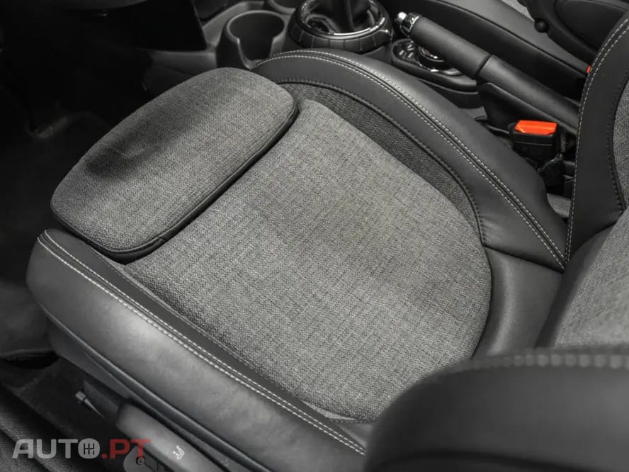 MINI Cooper Cooper S