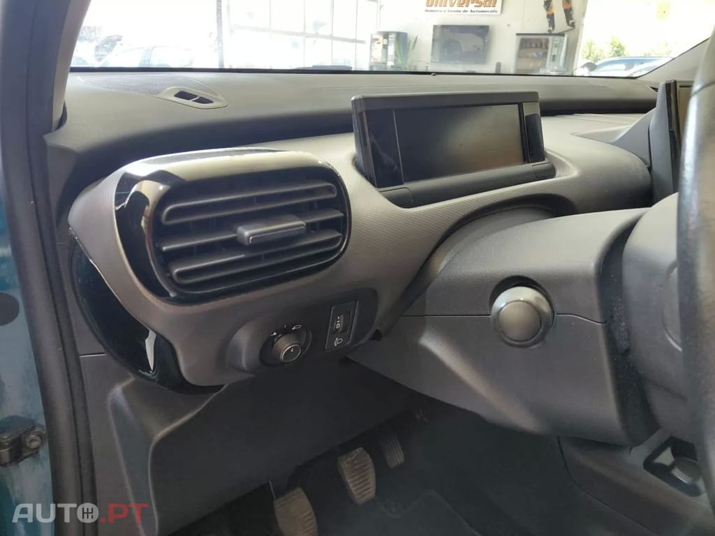 Citroen C4 Cactus 1.2 PureTech Rip Curl