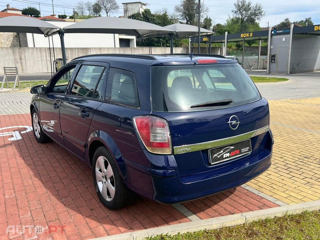 Opel Astra CARAVAN