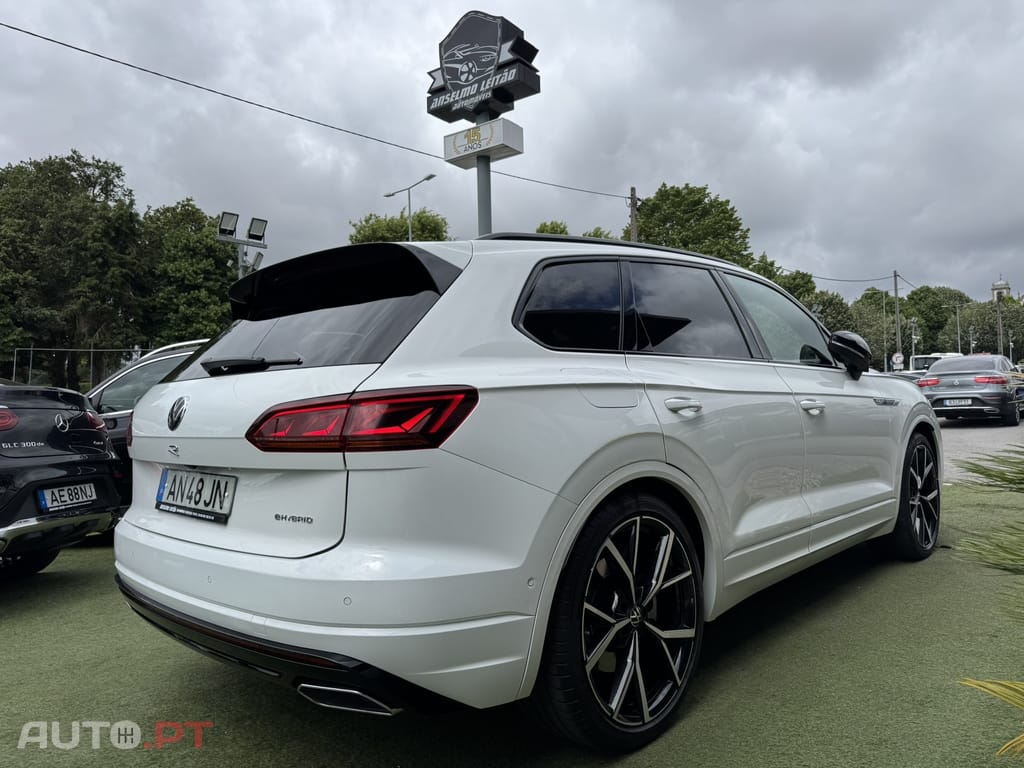 Volkswagen Touareg 3.0 TSI e-Hybrid R