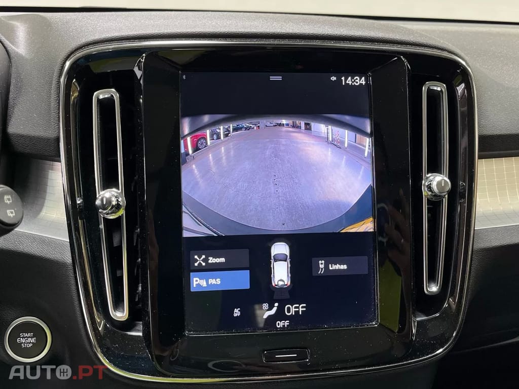 Volvo XC40 1.5 T3 Momentum Plus