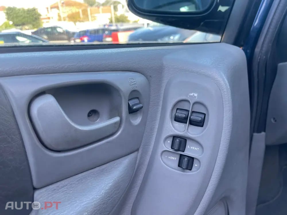 Chrysler Voyager 2.5 CRD LX