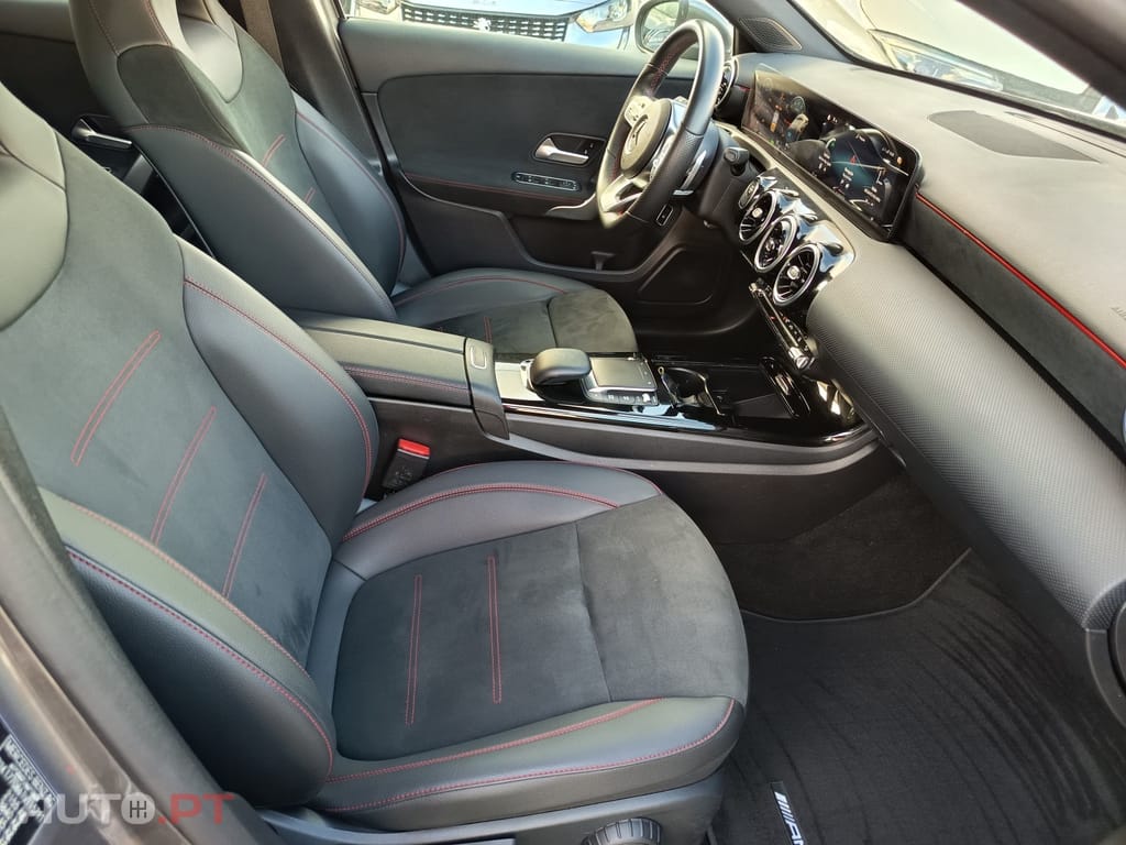Mercedes-Benz A 250 e AMG Line