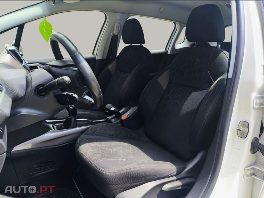 Peugeot 2008 1.6 HDi
