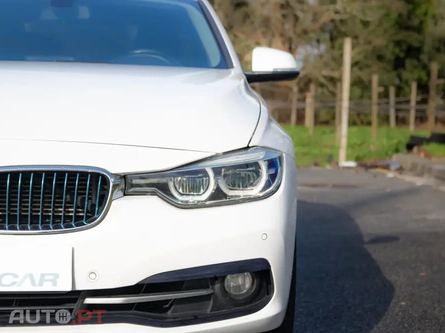BMW 330 e iPerformance Line Luxury