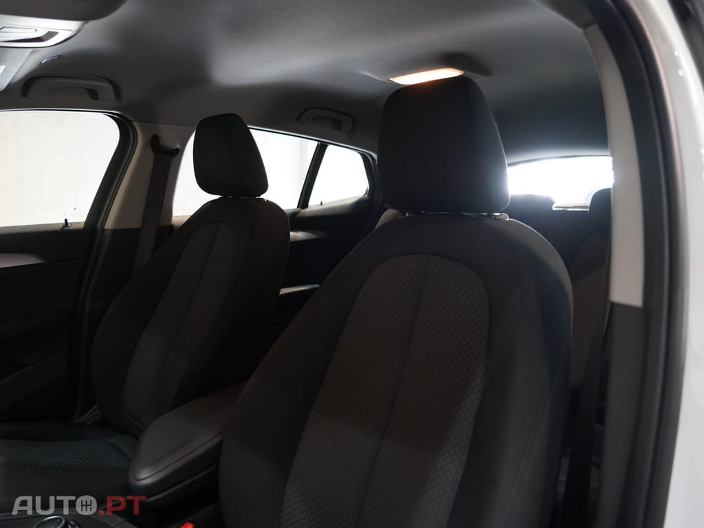 BMW X2 18 i sDrive Auto