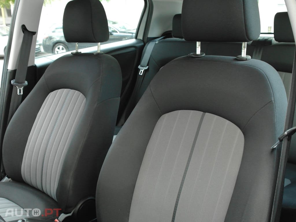 Fiat Punto 1.3 M-Jet Lounge S&S