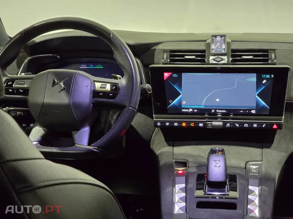 DS DS7 Crossback E-Tense Performance Line EAT8